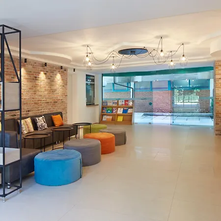 Aktinia Hotel 3*