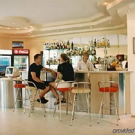 Aktinia Hotel 3*