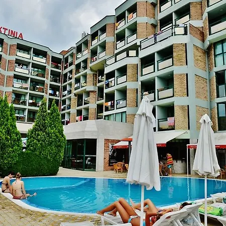 Aktinia Hotell 3*