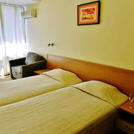 Aktinia 3* ساني بيتش