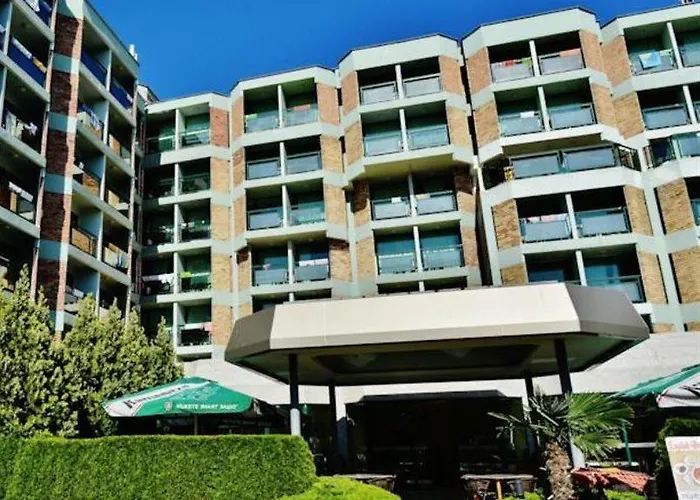 Aktinia Hotel 3*
